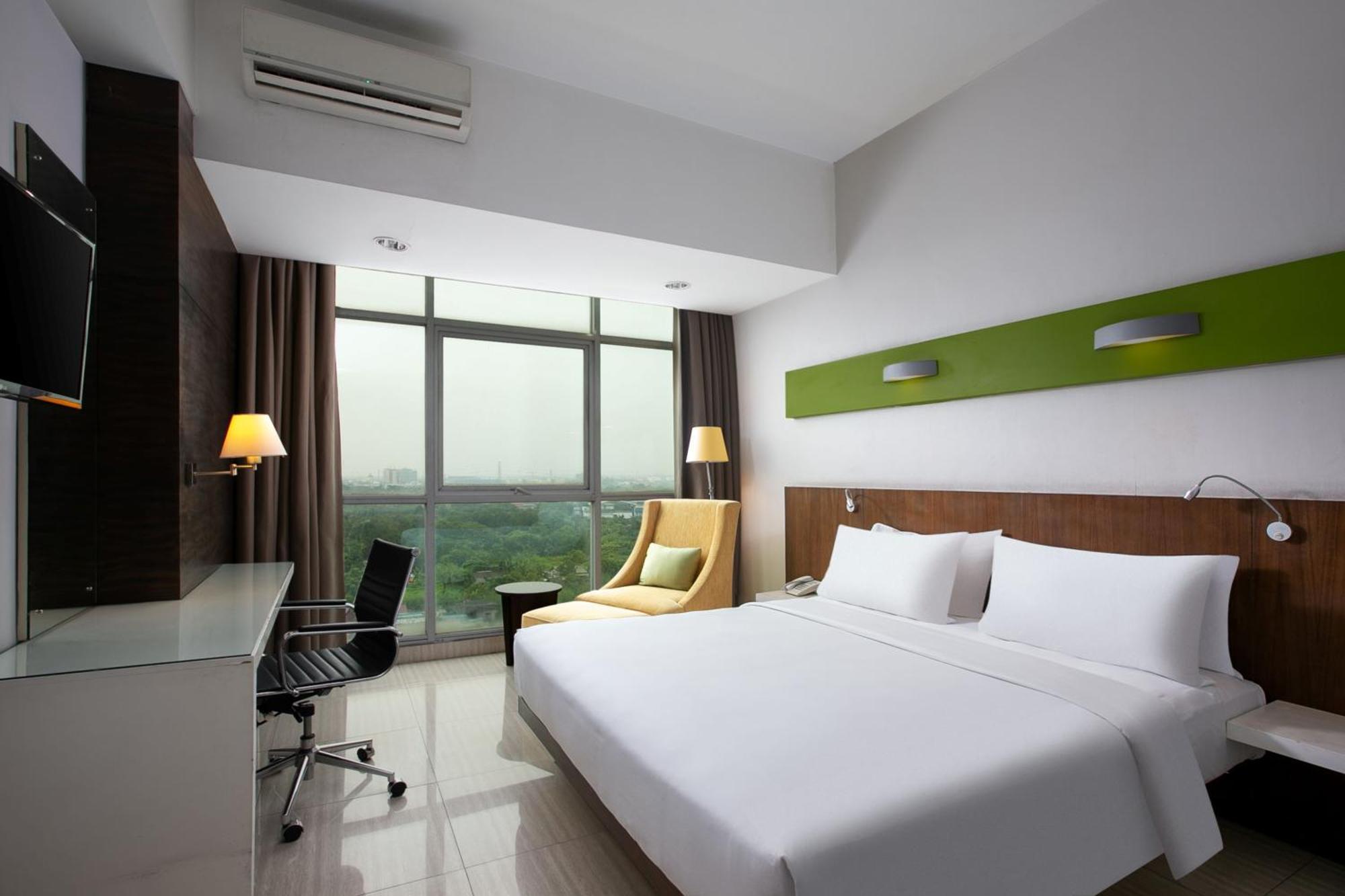 Hotel Santika Cikarang Exterior foto